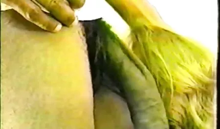 سبزه سگ کوچولو سبزه fucks در سبزه. عضویت در کانالهای سکسی تلگرام