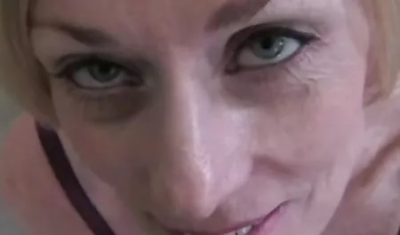 ورزش می کند لینک کانالهای پورن تلگرام از blowjob به یک فاک.