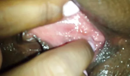 زن چاق در ماشین و اتاق خواب لعنتی می شود و در تقسیم کانالهای سوپرایرانی حمام می کند.